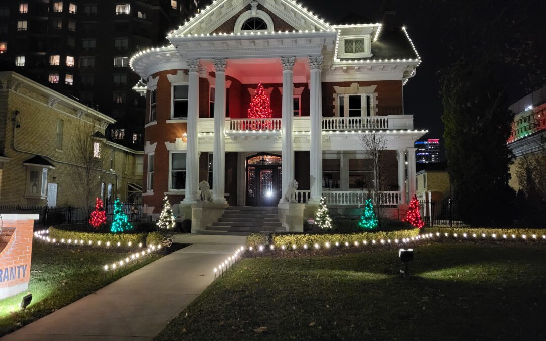 5 Questions to Ask Before Hiring a Christmas Light Installer in London, Ontario